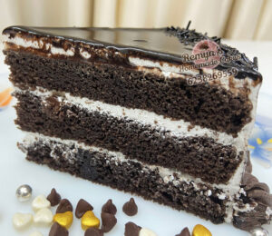 Chocolate ganache cake